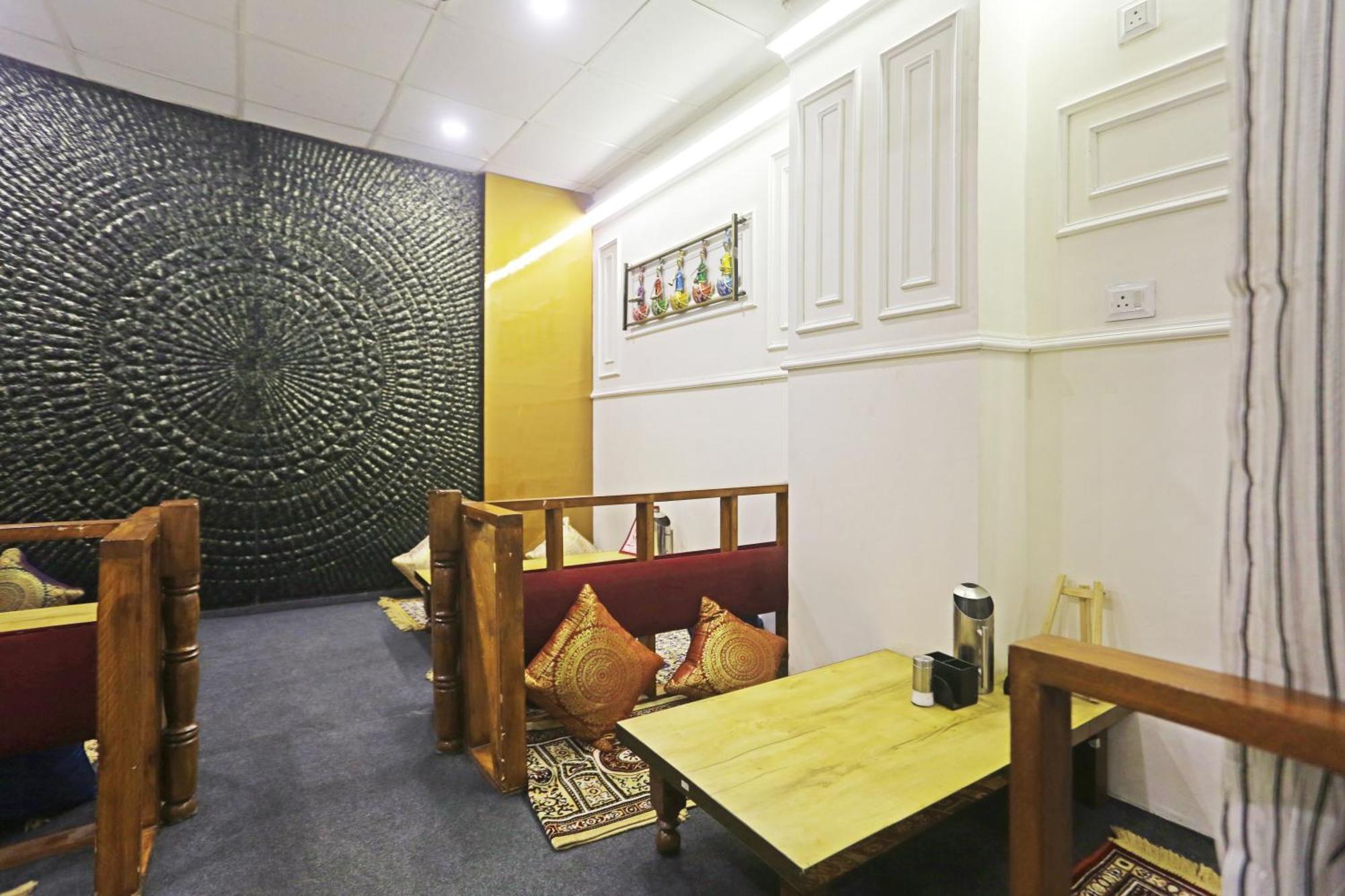 Hotel Aman Imperial Just A Minute Away From New Delhi Railway Station And Connaught Place Exterior foto